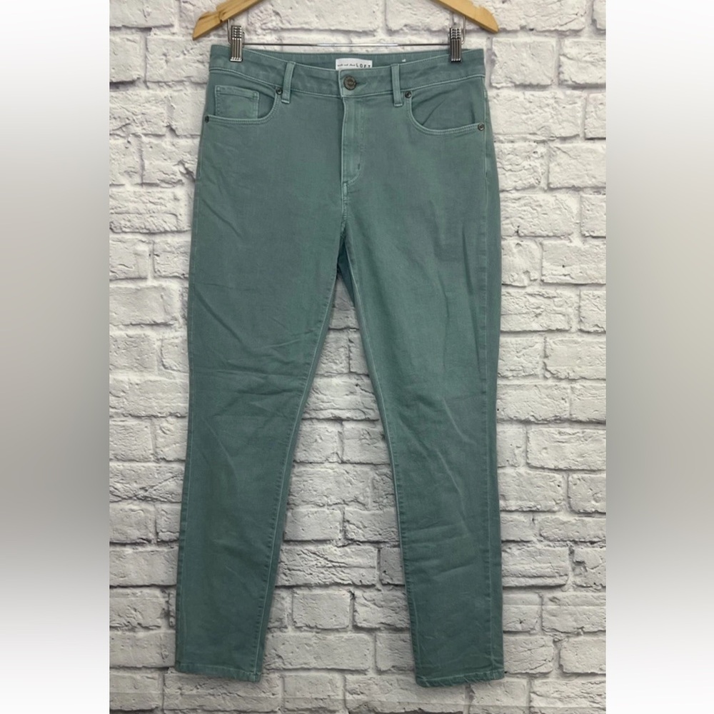 LOFT CADET BLUE CURVY SKINNY CROP JEANS SIZE 28/6